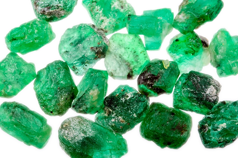 Piedra esmeralda propiedades magicas y curativas wiki oculta orden de la serpiente.jpg